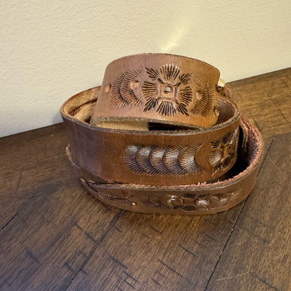 Accessories - Hand Tooled Leather Belt w Gold Tone Buckle 31” Length Western Navajo Etched